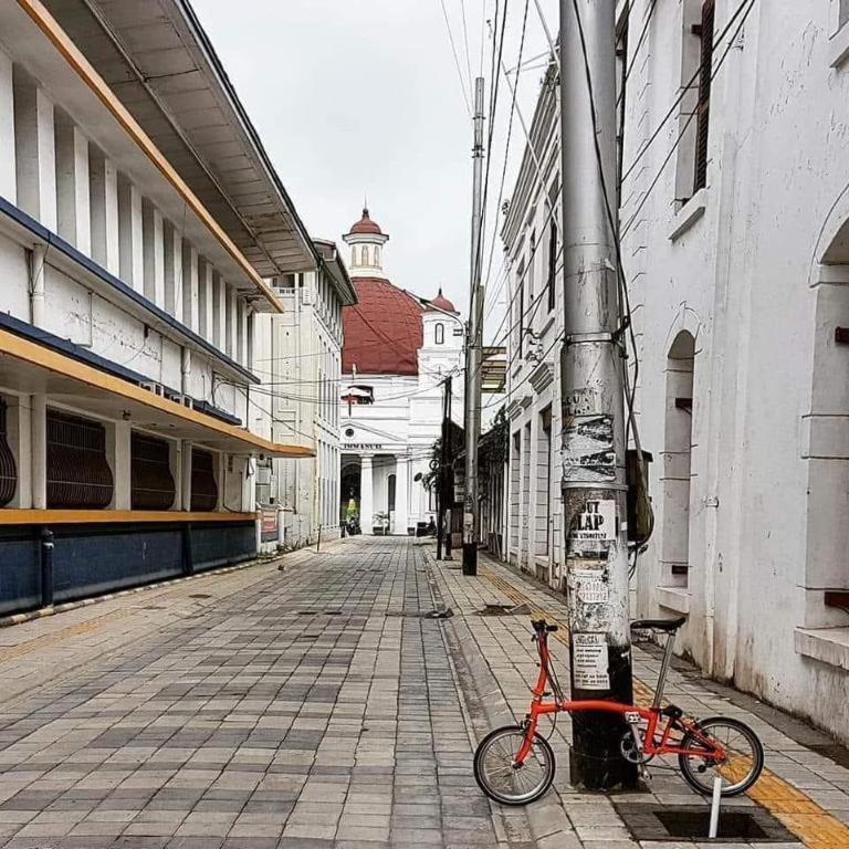 Hazotel Semarang Buitenkant foto