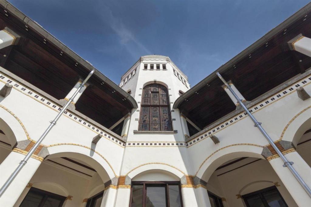 Hazotel Semarang Buitenkant foto